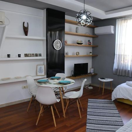 Ergi'S Host Apartment Tirana Kültér fotó