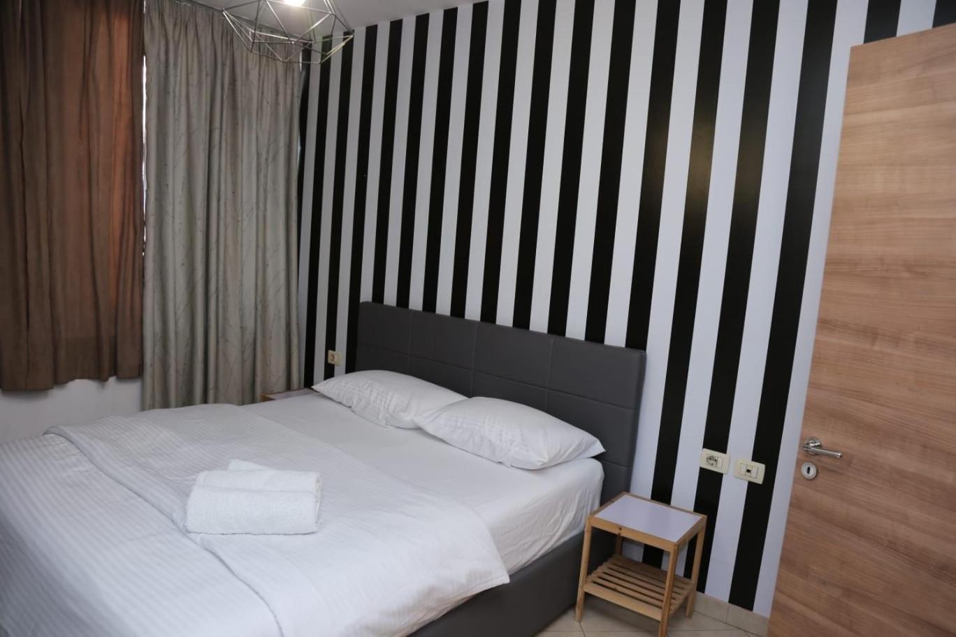 Ergi'S Host Apartment Tirana Kültér fotó